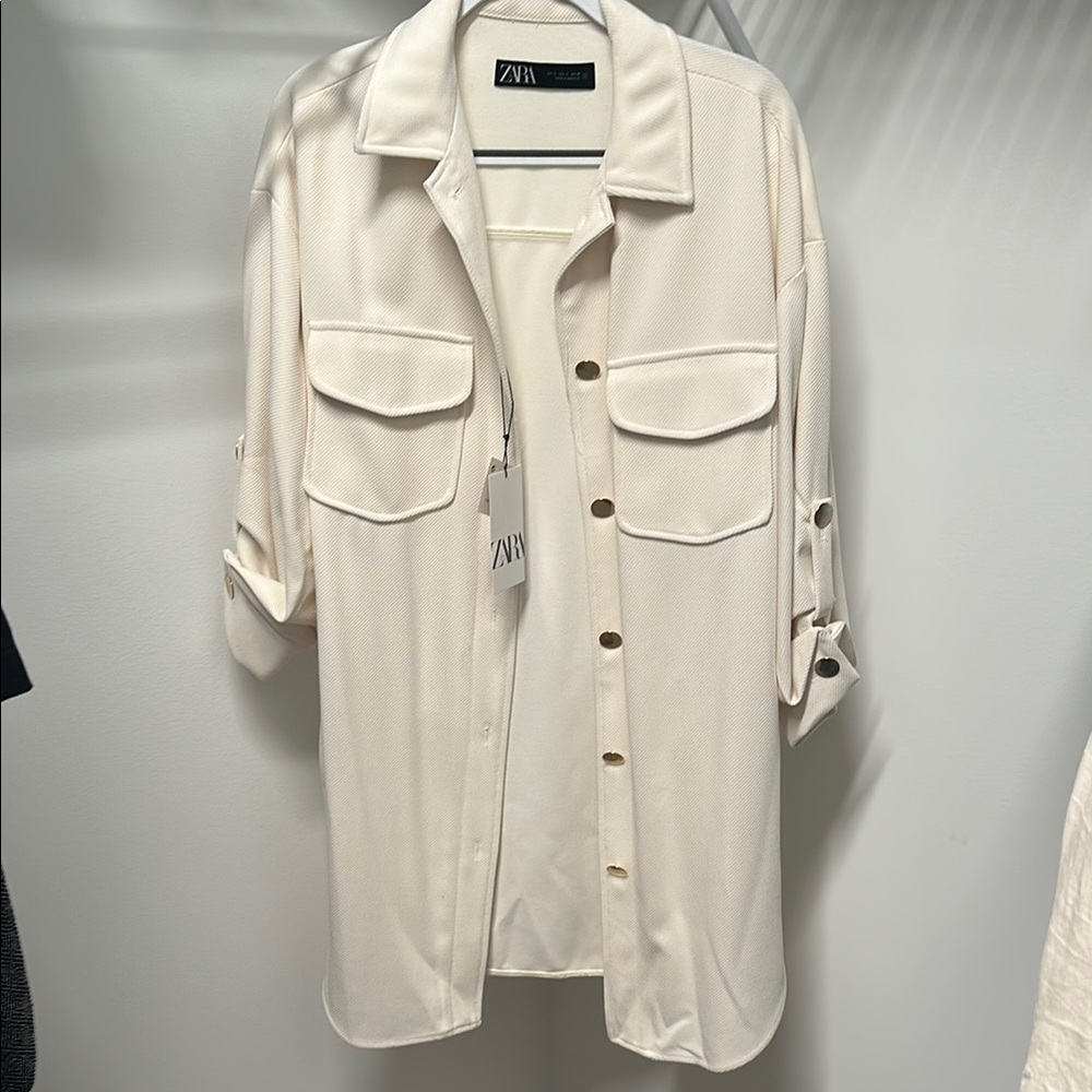 Zara Cream Button-Up Shirt jacket size small. New with tags